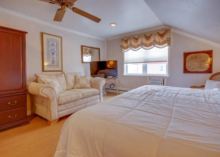 Walk On The Ocean Bed & Breakfast